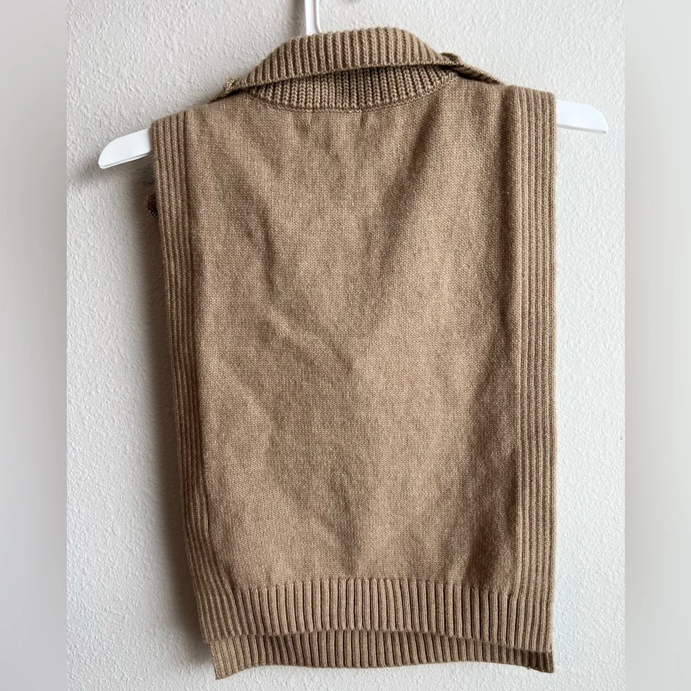 H&M Khaki Knit Sleeveless Vest - Picture 3 of 6